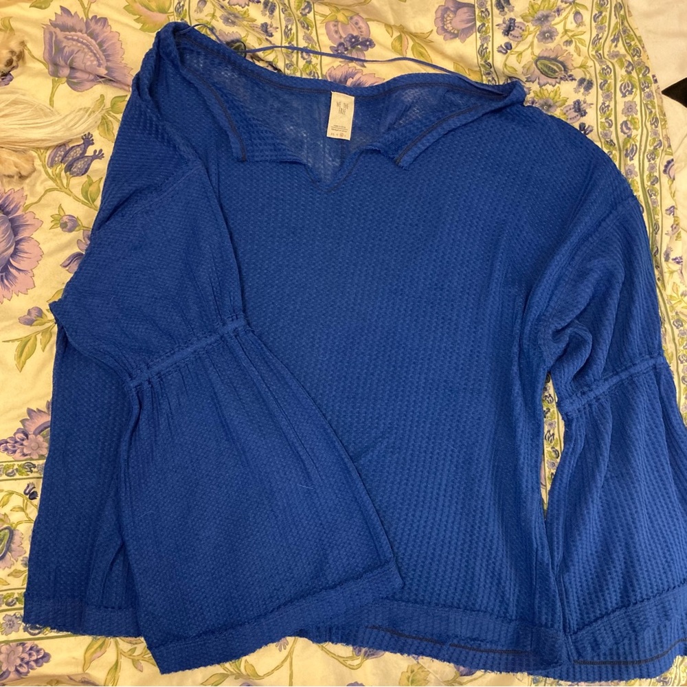 Free People waffle weave, bell sleeve, vibrant blue top - M - Picture 8 of 13